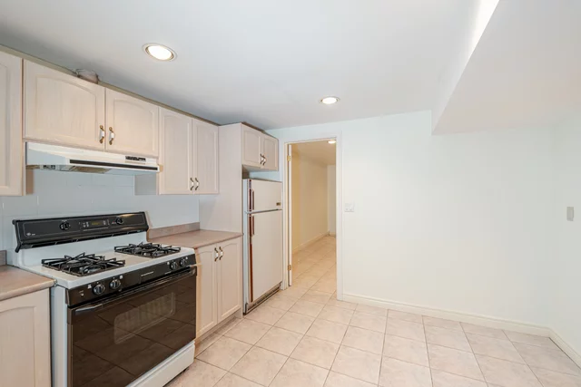 2 Polo Crescent, Woodbridge - photo 62
