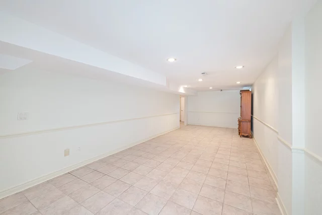 2 Polo Crescent, Woodbridge - photo 67