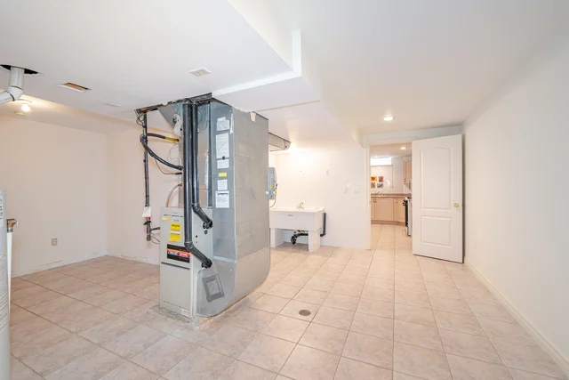 2 Polo Crescent, Woodbridge - photo 73