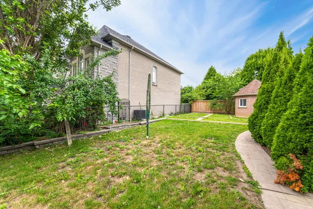 2 Polo Crescent, Woodbridge - photo 80