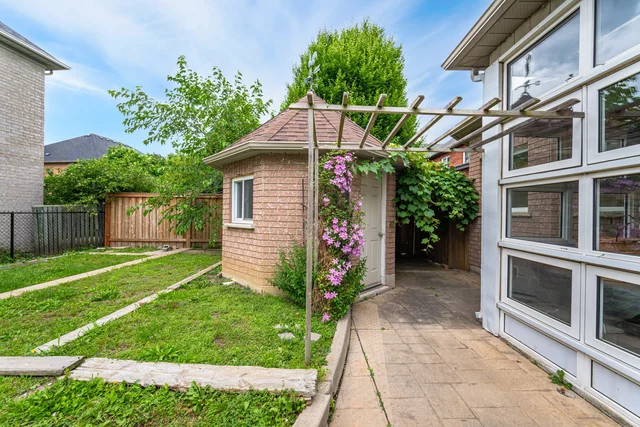2 Polo Crescent, Woodbridge - photo 83