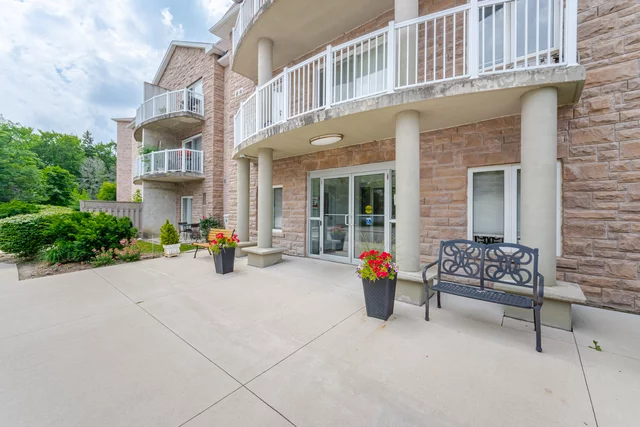 #213-32 Church Street, Schomberg - photo 2