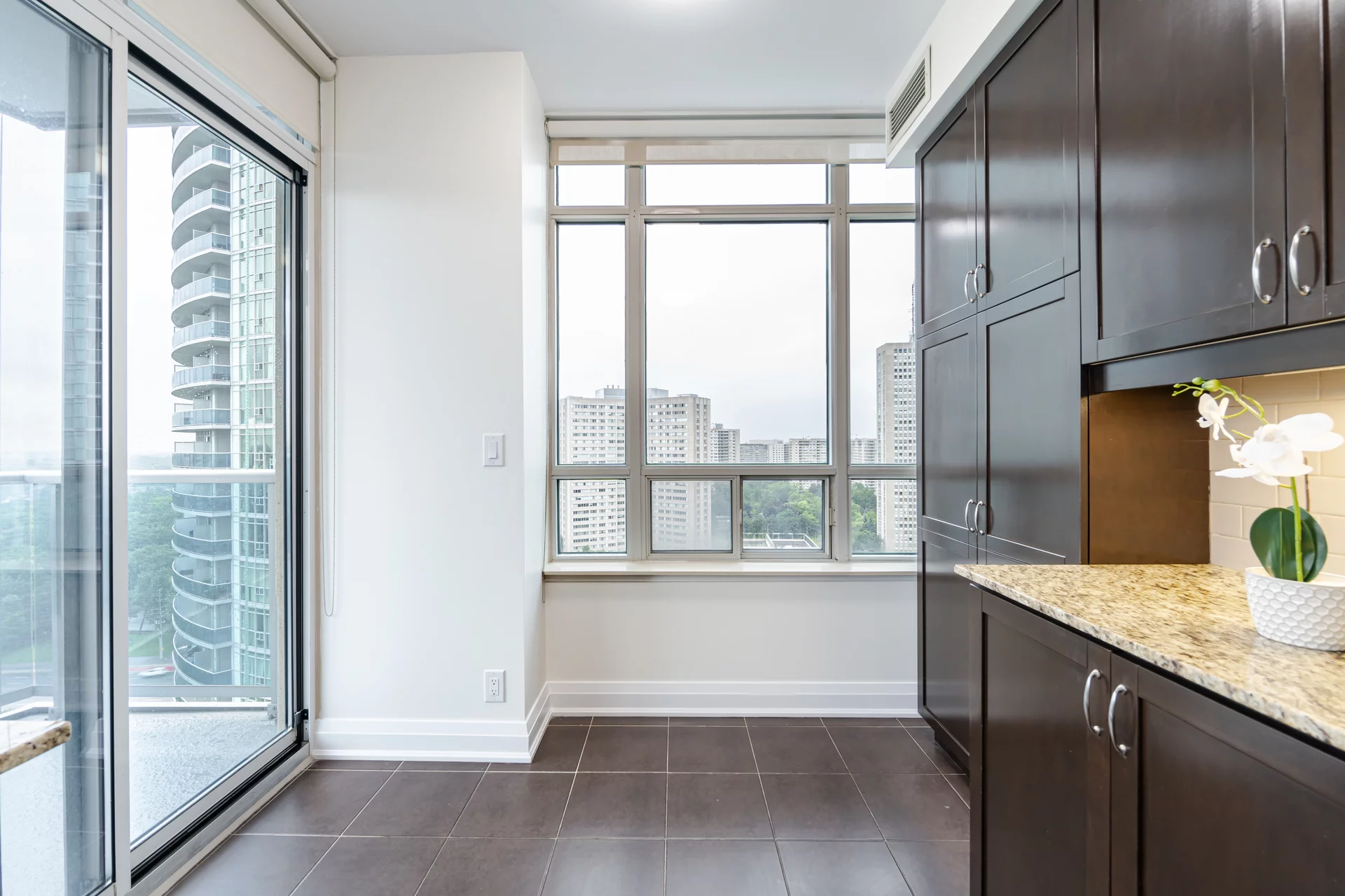 #1603-80 Absolute Avenue, Mississauga - photo 20