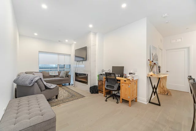 #903-71 Wyndham Street South, Guelph - photo 20