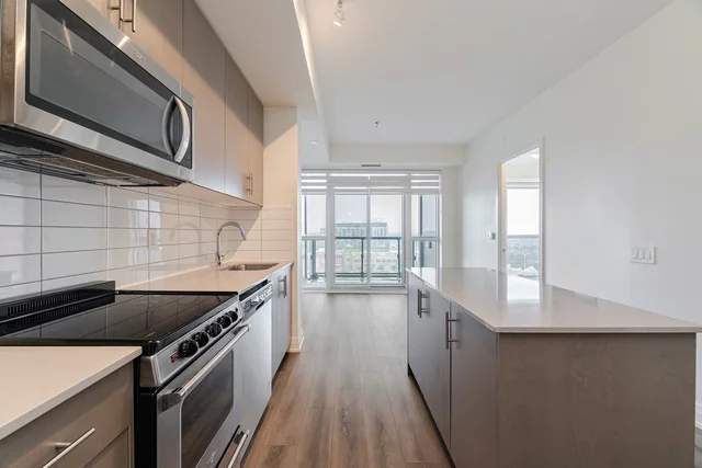 #711-509 Dundas Street West, Oakville - photo 13
