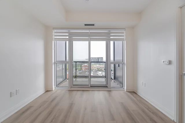 #711-509 Dundas Street West, Oakville - photo 18