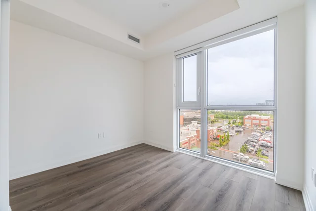 #711-509 Dundas Street West, Oakville - photo 26