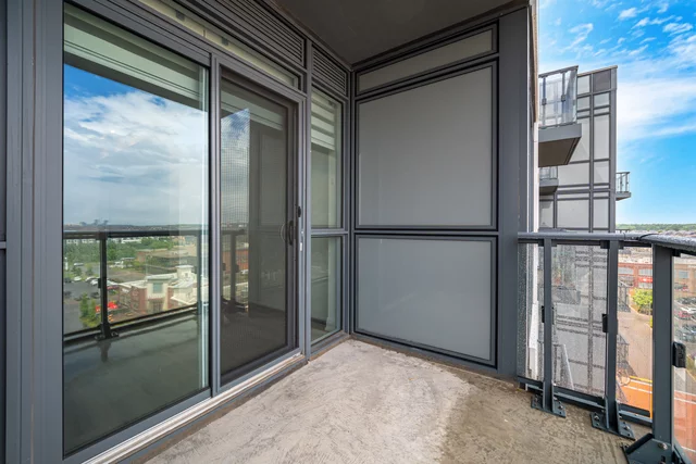 #711-509 Dundas Street West, Oakville - photo 33