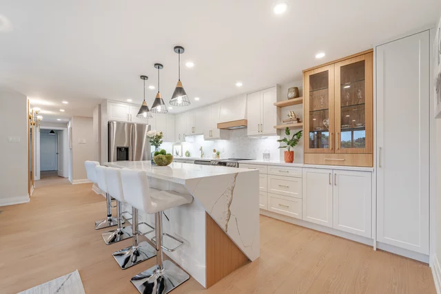 #214-475 The West Mall, Etobicoke - photo 11