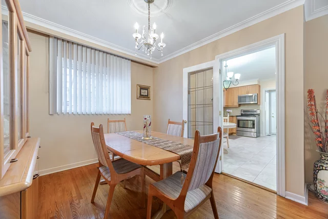 2134 Sheppard Avenue West, North York - photo 11