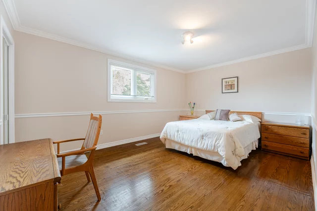 2134 Sheppard Avenue West, North York - photo 19