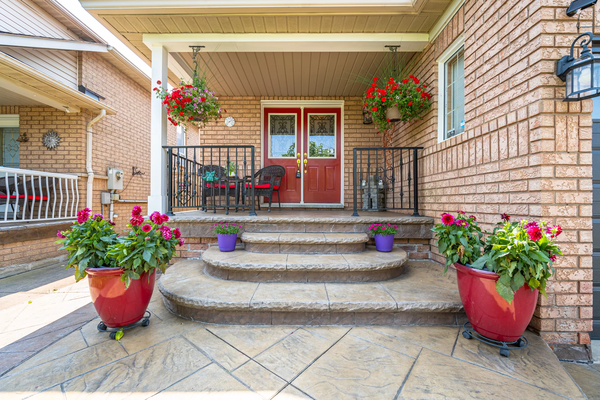 208 Van Scott Drive, Brampton - photo 6