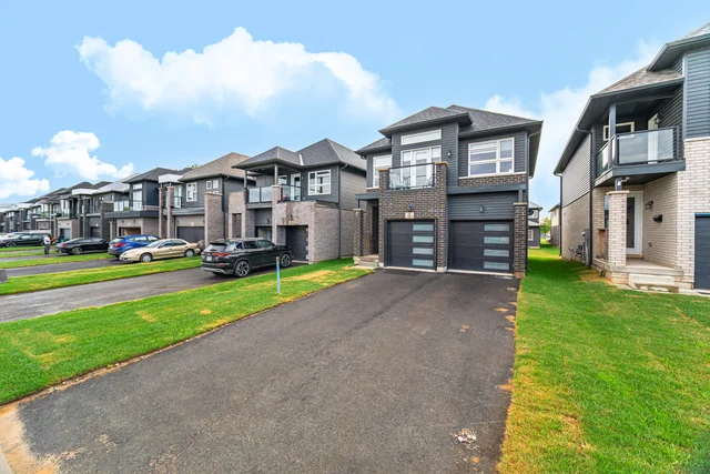 16 McLaughlin St, Welland - photo 3