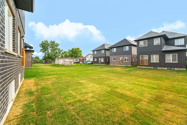 16 McLaughlin St, Welland - photo 45