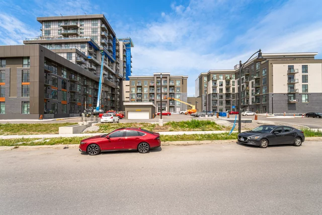 #613-470 Dundas St E, Waterdown - photo 2