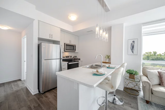 #613-470 Dundas St E, Waterdown - photo 13