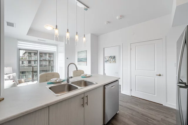 #613-470 Dundas St E, Waterdown - photo 15