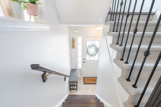 2888 Garnethill Way, Oakville - photo 4
