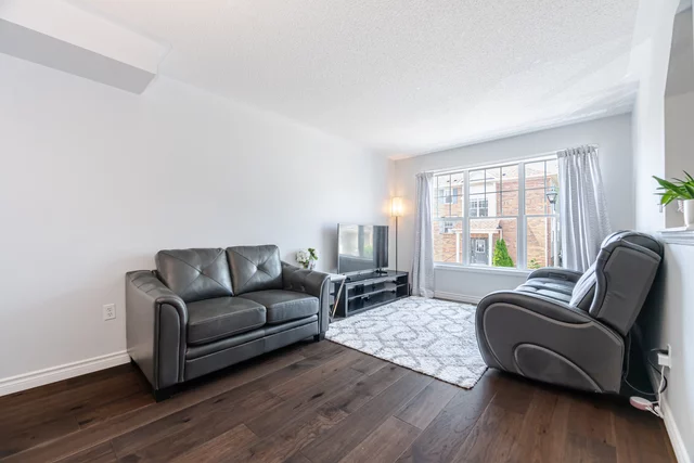 2888 Garnethill Way, Oakville - photo 6
