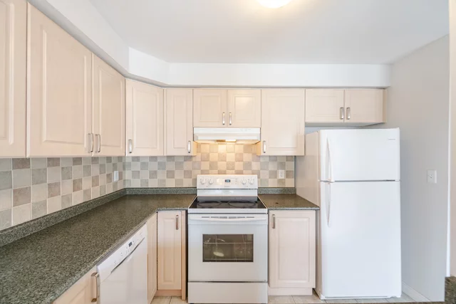 2888 Garnethill Way, Oakville - photo 21