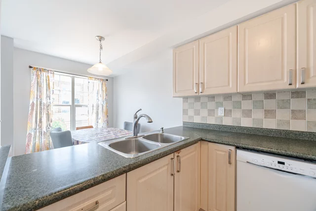 2888 Garnethill Way, Oakville - photo 22