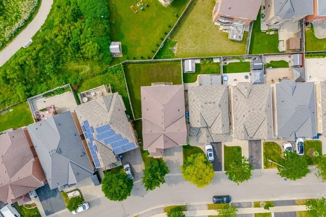 16 Birch Tree Trail, Brampton - photo 3