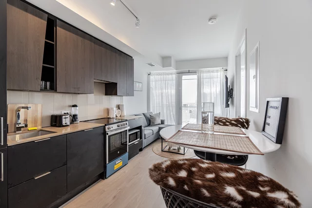 #2711-3900 Confederation Parkway, Mississauga - photo 17