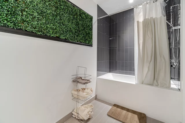 #2711-3900 Confederation Parkway, Mississauga - photo 27