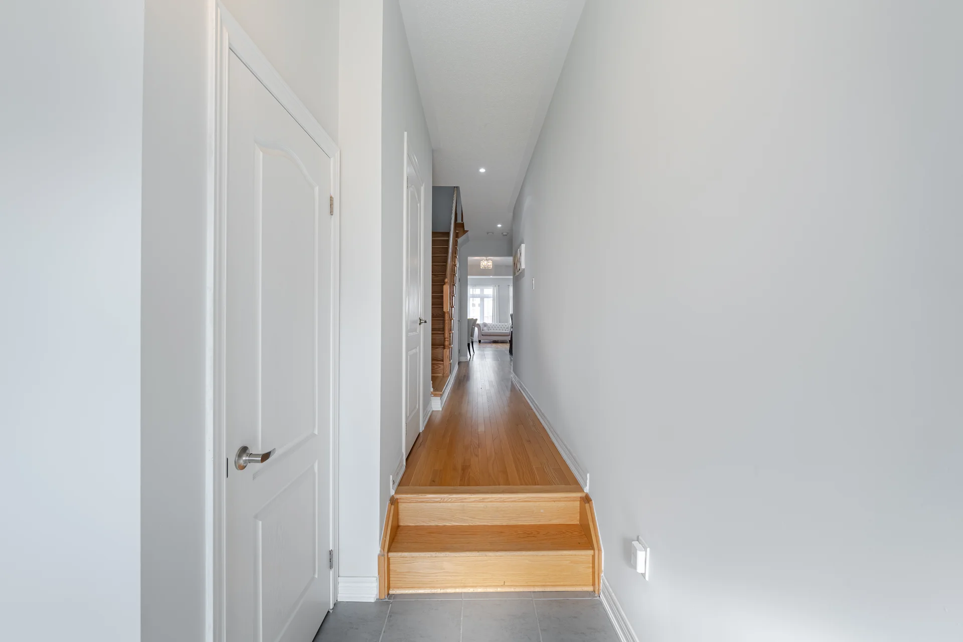 49 Walter Proctor Road, East Gwillimbury - photo 6