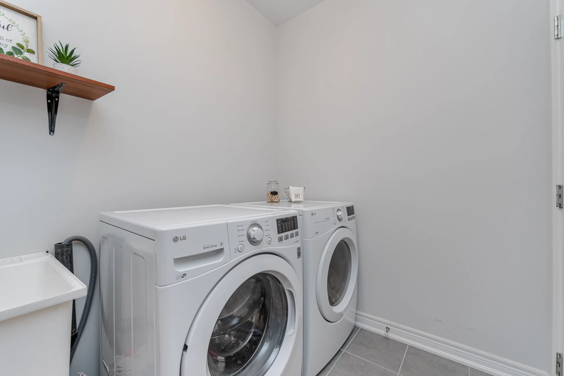 49 Walter Proctor Road, East Gwillimbury - photo 17
