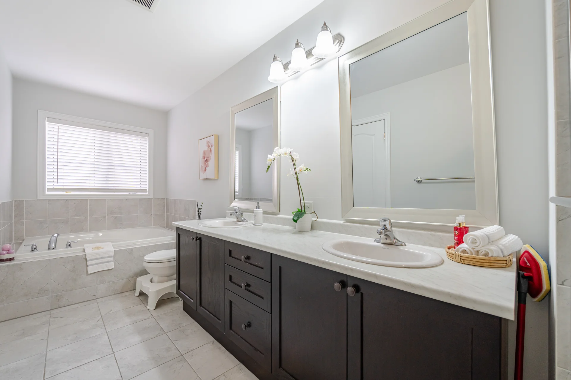 49 Walter Proctor Road, East Gwillimbury - photo 28