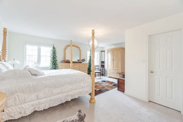 520 Downes Jackson Heights, Milton - photo 33