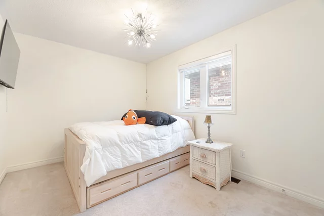 520 Downes Jackson Heights, Milton - photo 43