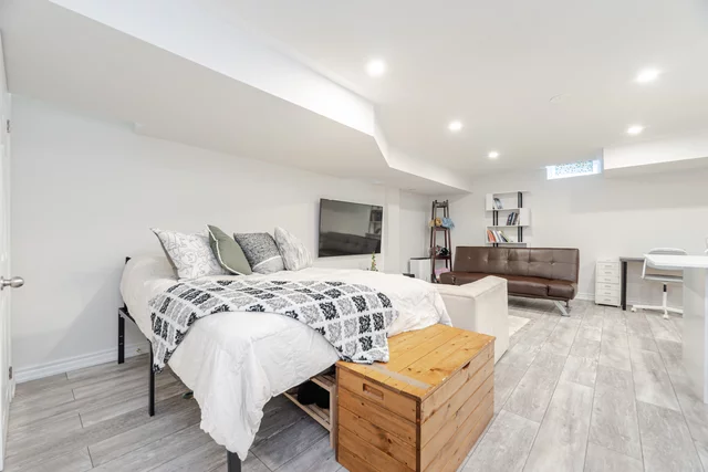 520 Downes Jackson Heights, Milton - photo 47
