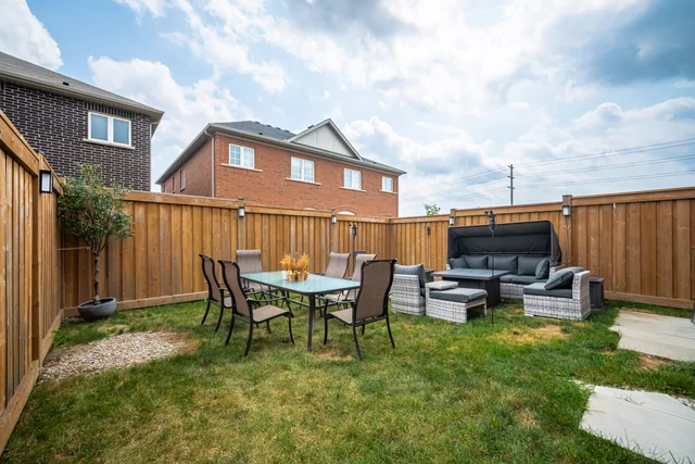 520 Downes Jackson Heights, Milton - photo 58