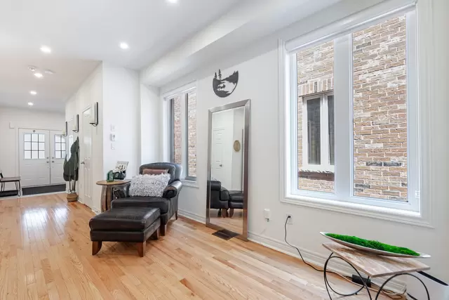 520 Downes Jackson Heights, Milton - photo 7