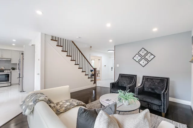 67 Griffen Place, Whitby - photo 9