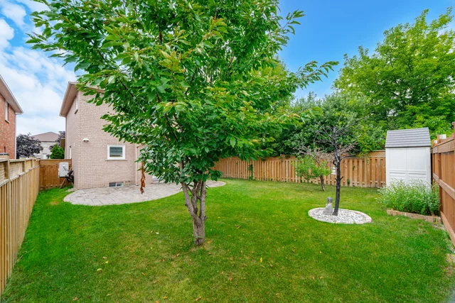 67 Griffen Place, Whitby - photo 50