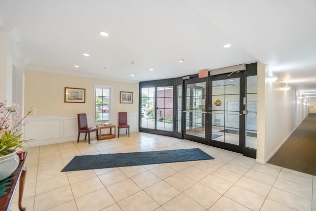 #115-308 Watson Parkway North, Guelph - photo 3