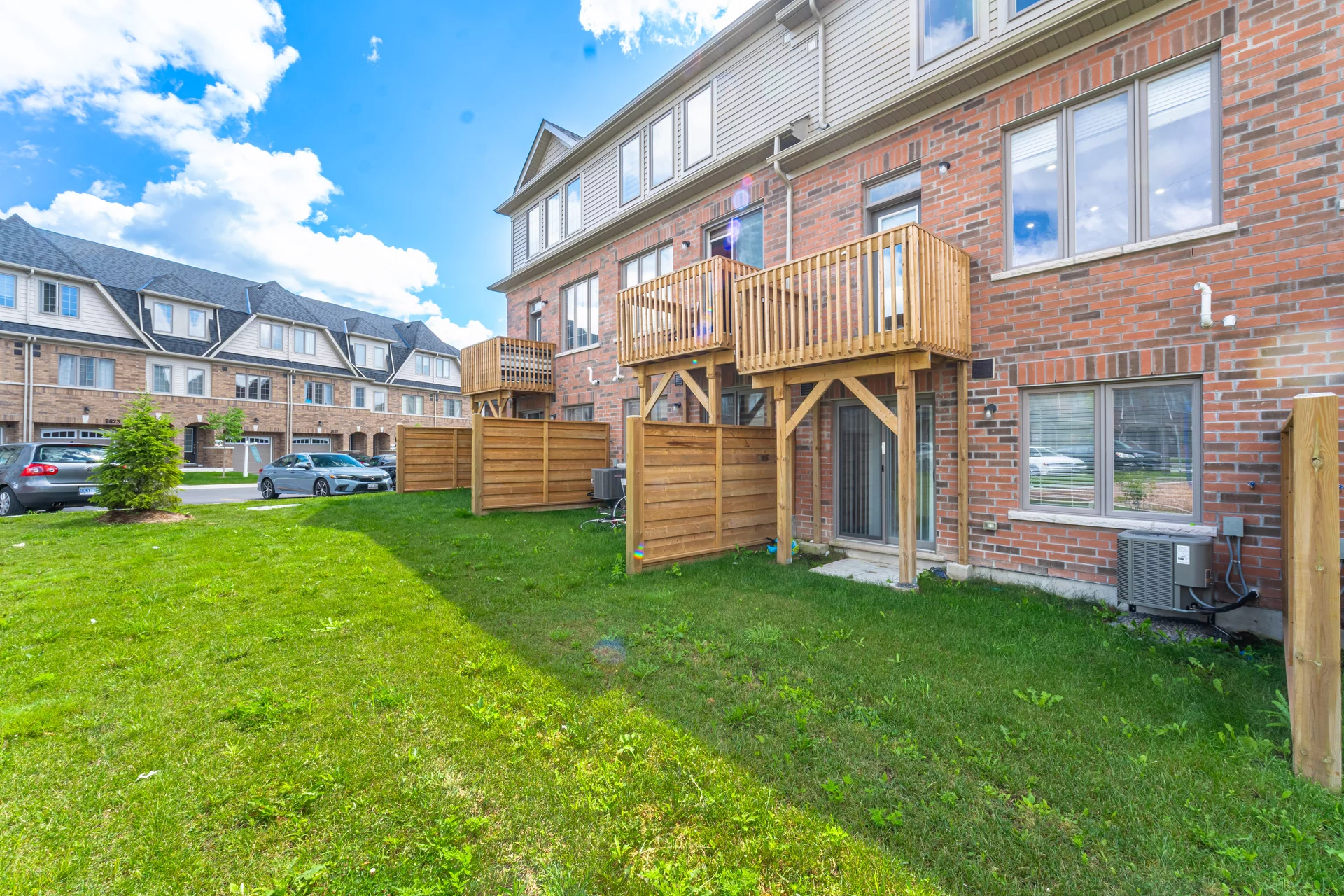 3078117