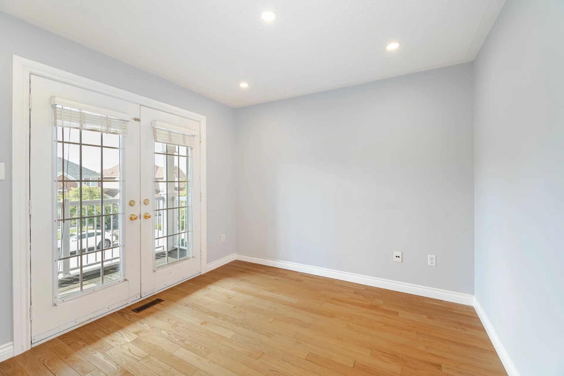 3078838