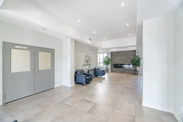 #311-1370 Costigan Road, Milton - photo 3