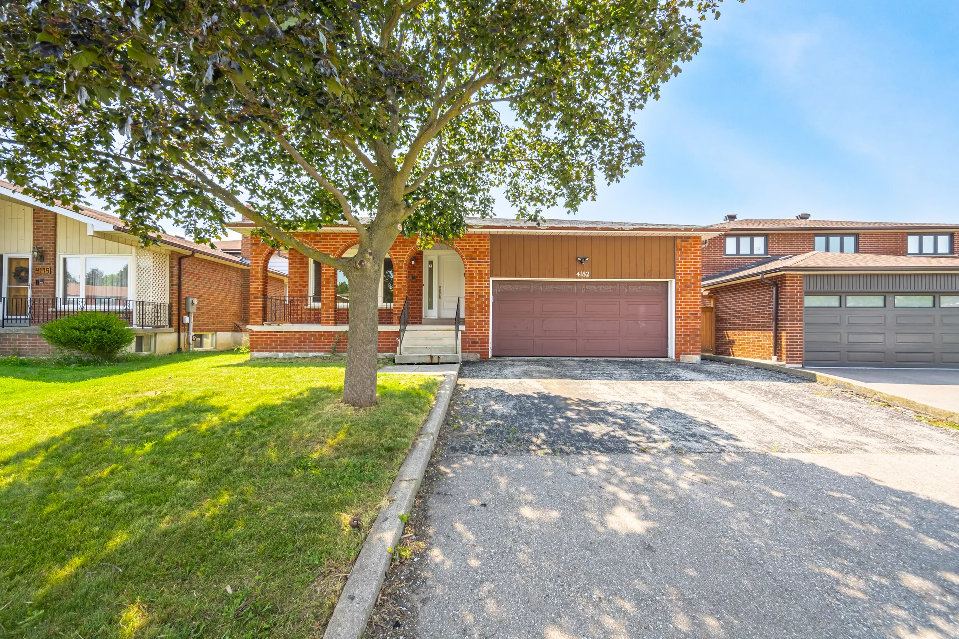 4182 Rayfield Court, Mississauga - photo 2