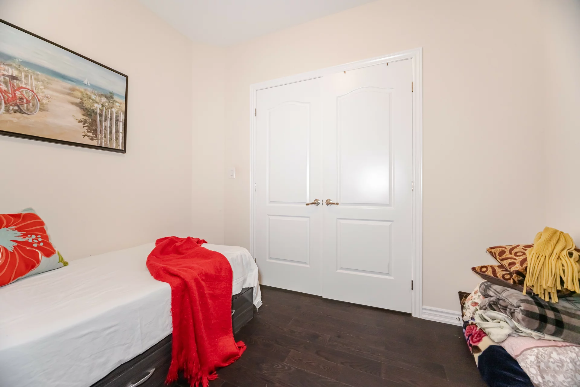 3085466