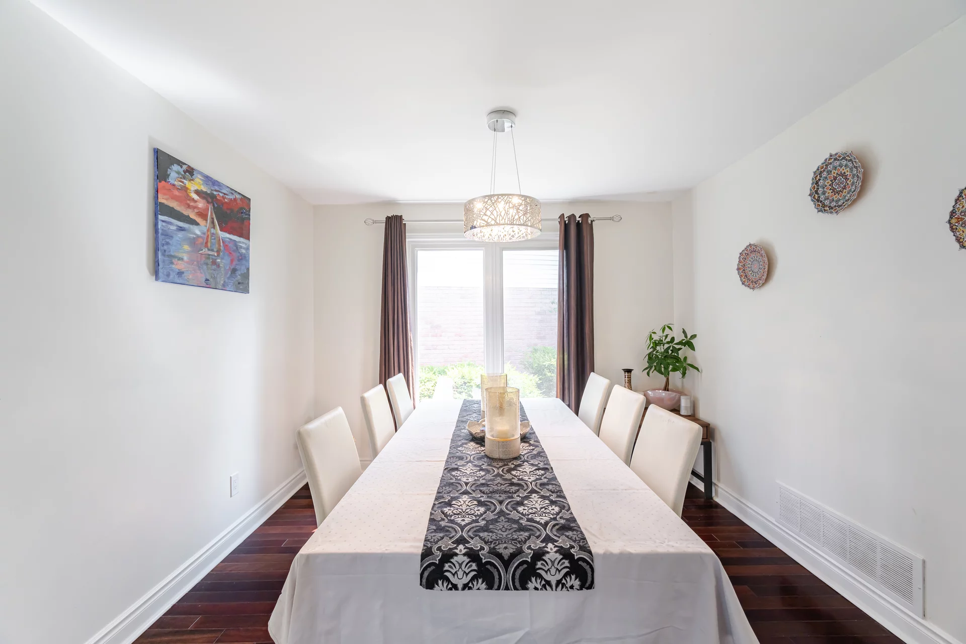 3089798