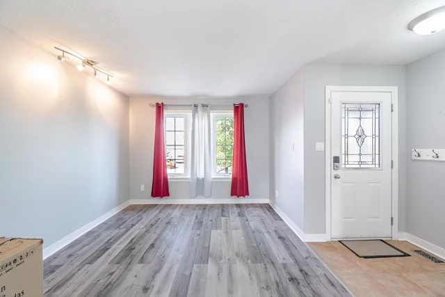 133 Fleming Way, Shelburne - photo 9