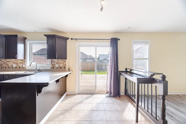 133 Fleming Way, Shelburne - photo 20