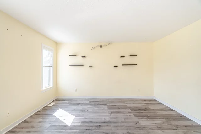 133 Fleming Way, Shelburne - photo 23