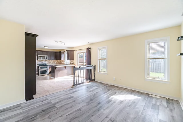 133 Fleming Way, Shelburne - photo 24