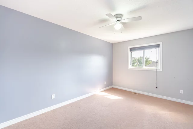 133 Fleming Way, Shelburne - photo 38